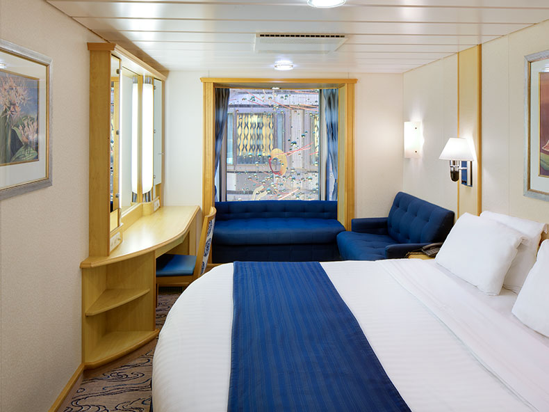 Navigator of the Seas Promenade View Interior