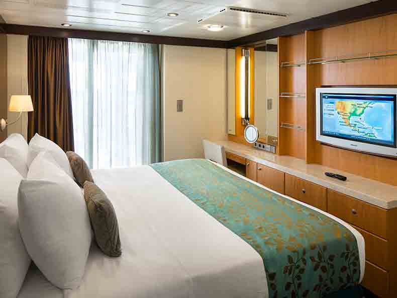 Oasis of the Seas AquaTheater Suite with Large Balcony - 2 Bedrooms