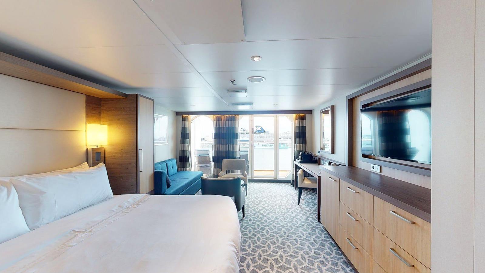 Odyssey of the Seas Junior Suite
