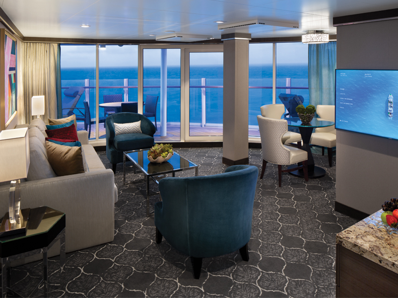 Symphony of the Seas AquaTheater Suite - 1 Bedroom / Spacious AquaTheater Suite - 1 Bedroom