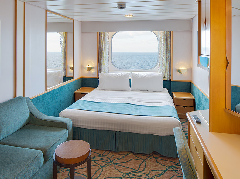 Vision of the Seas Ocean View / Spacious Ocean View