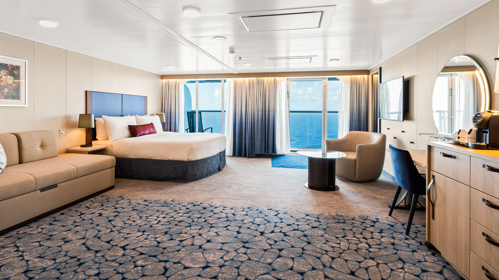 Wonder of the Seas Junior Suite - Accessible