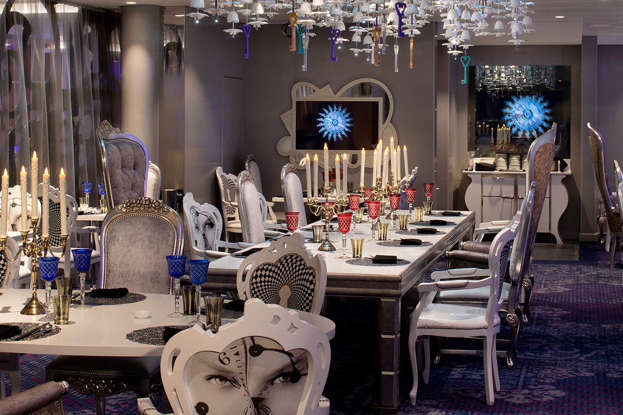 Wonderland By Dadong