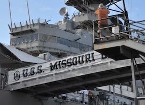 uss missouri battleship at pearl harbor in honolulu hawaii