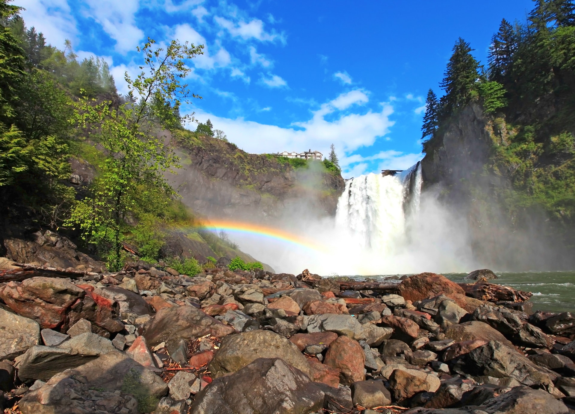 snoqualmie falls washington state