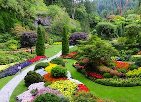 famous sunken garden in butchart garden victoria island canada