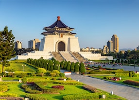 chiang kaishek memorial hall taipei taiwan