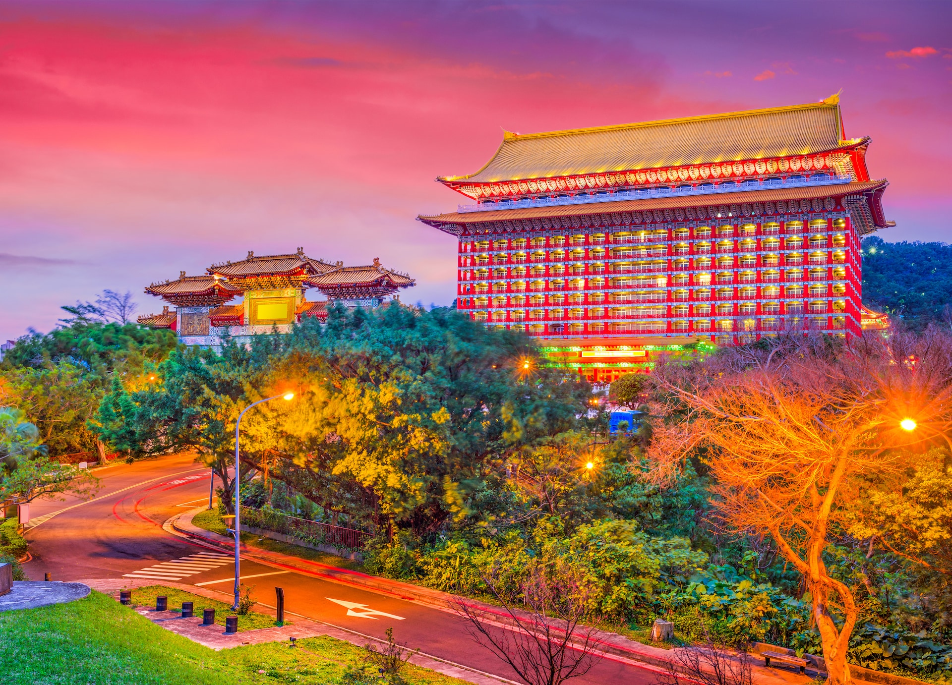 grand hotel taipei taiwan landmark buildings cityscape