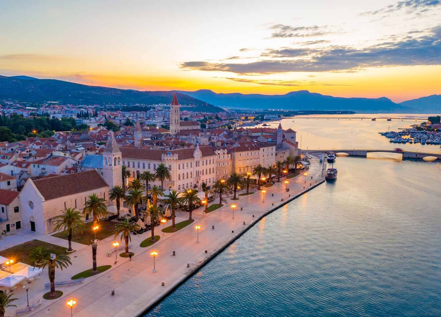 Spring in Split offers mild weather, blooming flowers, festivals, and ideal sightseeing and island tours. - Split, Croatia