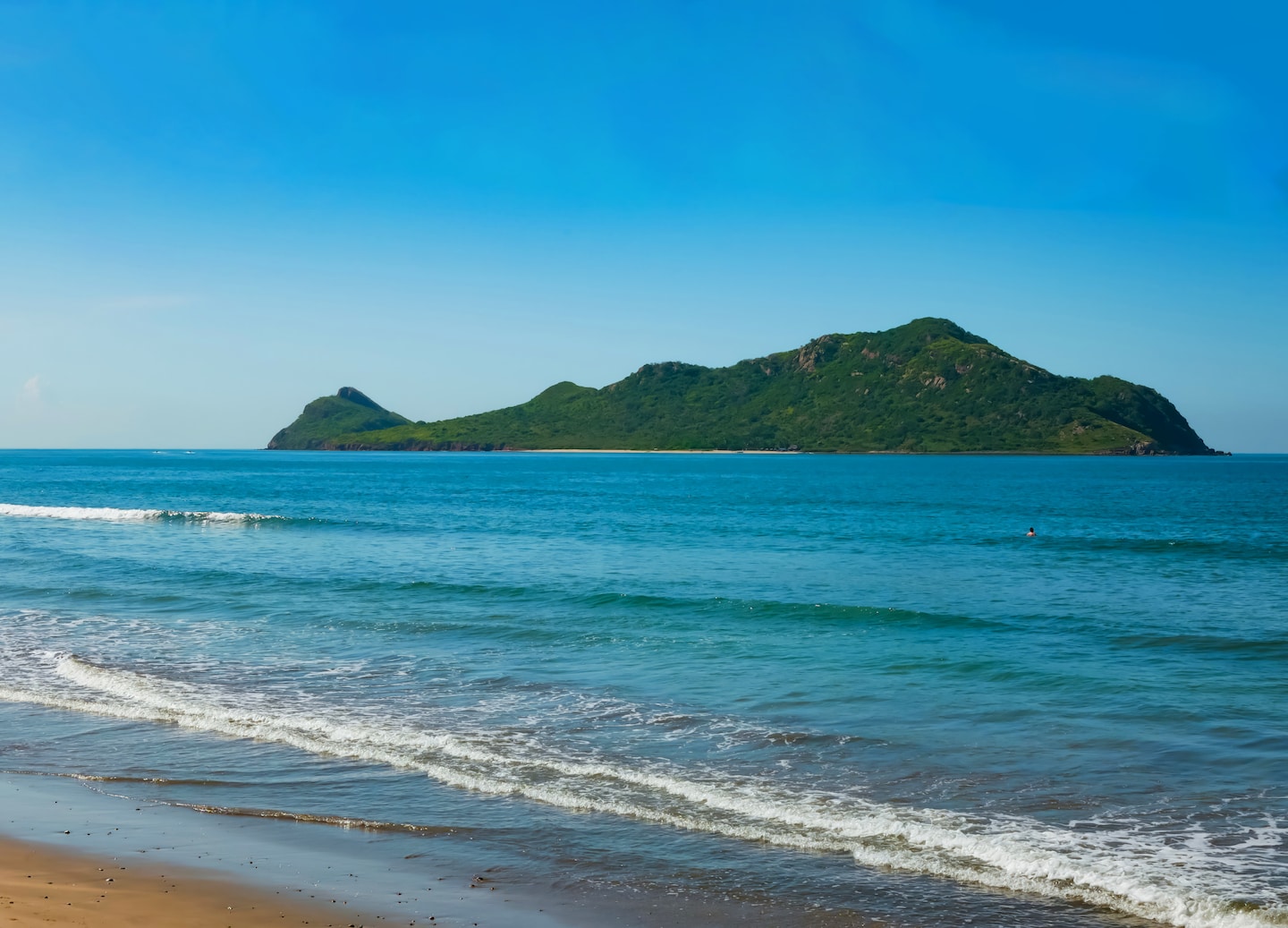 Deer Island offers snorkeling, kayaking, clear waters, and relaxing beaches for outdoor lovers. - Mazatlan, Mexico