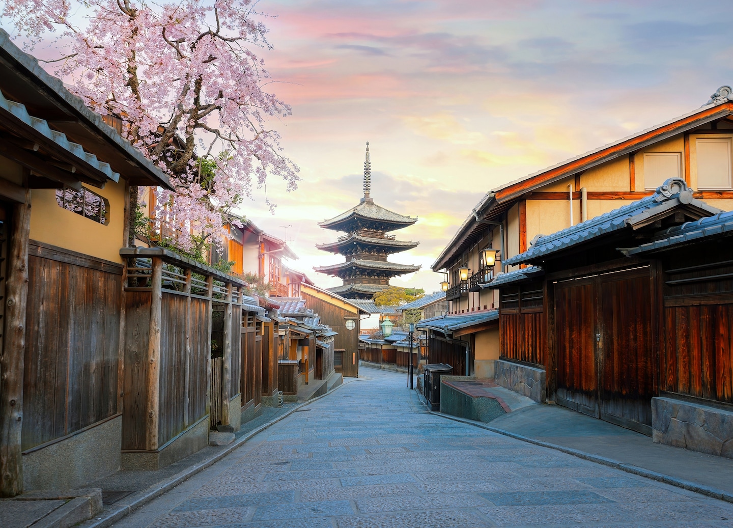Kyoto strolls feature machiya townhouses, temples, and UNESCO heritage sites.
