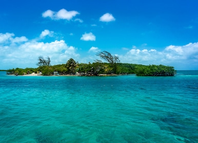 caye caulker ambergis atolls belize central america