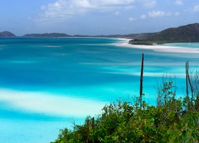 hill inlet beautiful swirling colours