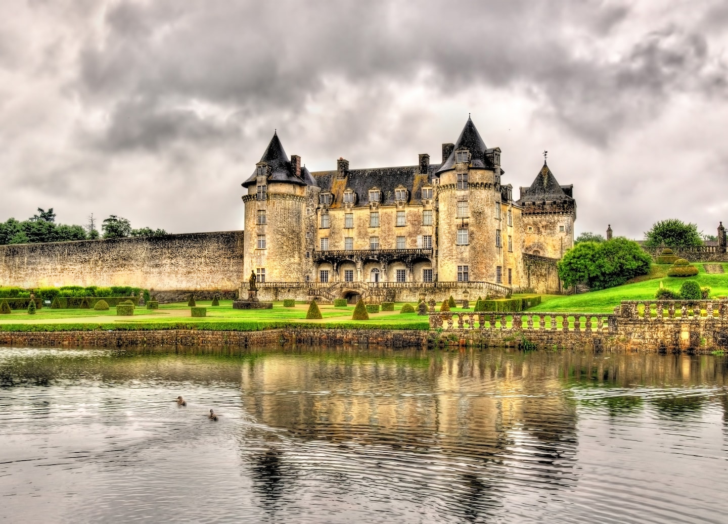 Winter in Bordeaux offers festive markets, cozy wine tastings and peaceful cultural exploration without crowds. - Bordeaux, France