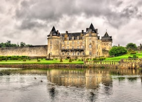 chateau de la roche courbon