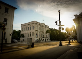 charleston south carolina discover historic downtown street