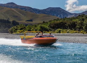 waimakariri gorge jetboat ride
