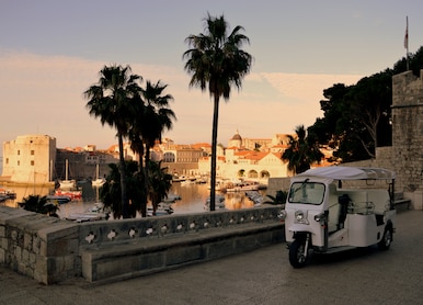 tuk tuk sationed in dubrovnik