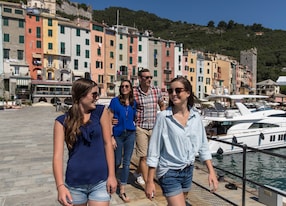 family cinque terre colorful buildings walking