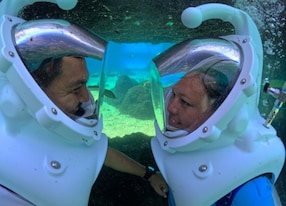 Cayman Turtle Centre Sea Trek Helmet Dive Man Woman