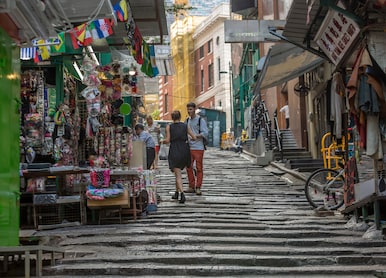 bargains and deals at popular outdoor stanley market in hong kong