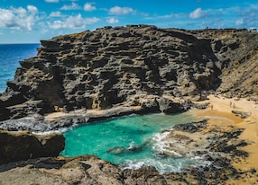 oahu hawaii halona blowhole lookout