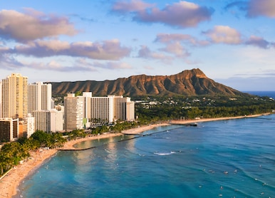 waikiki beach and diamond head crater including the hotels and buildings in waikiki honolulu oahu
