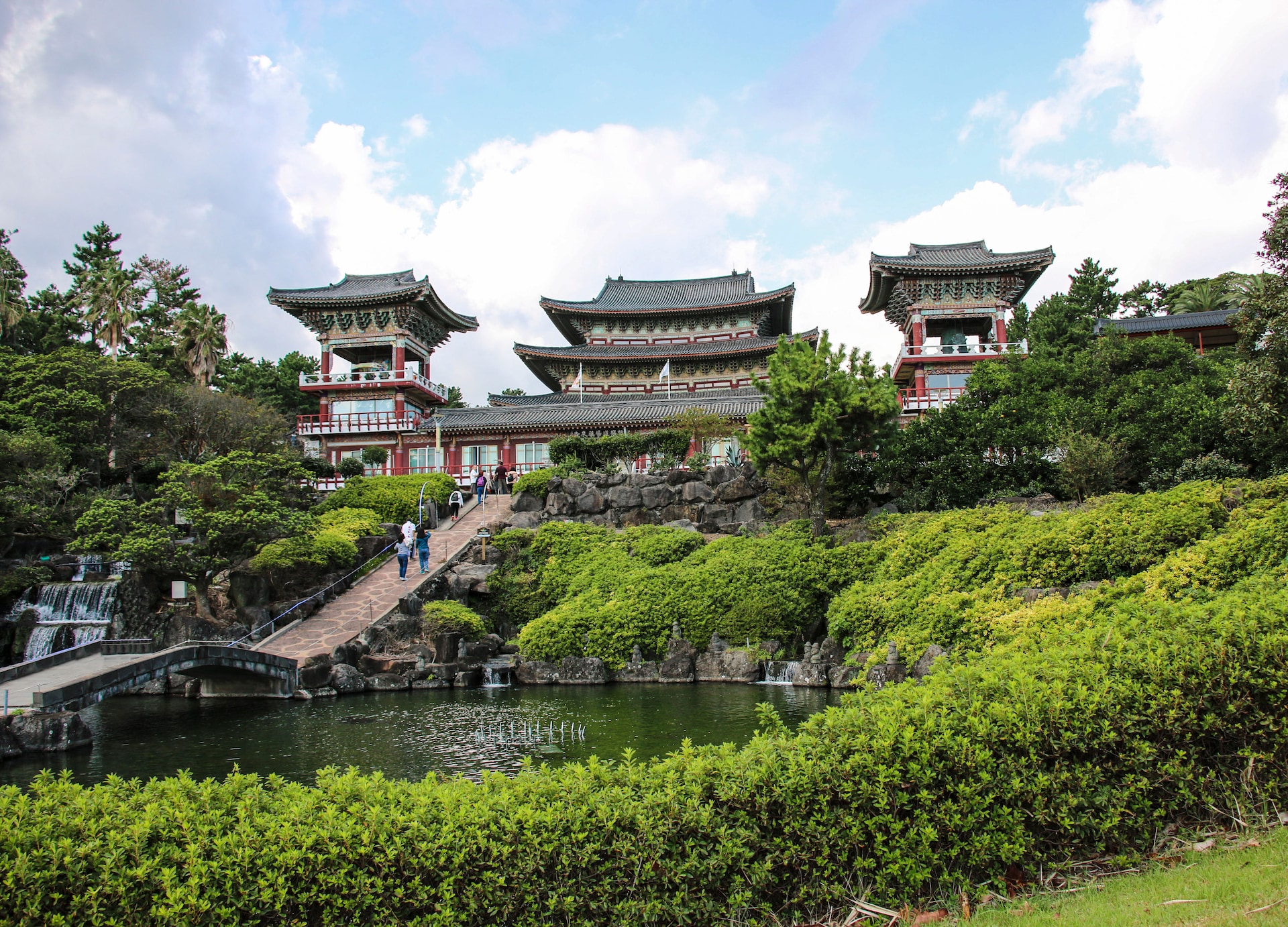 Jeju South Highlight Seogwipo Yakcheonsa Temple Jeju South Korea Asia