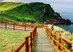 Jeju Heritage and Wonders Path
