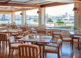 La Coruna Highlights and Galician Wine Tasting Hotel Finisterre Restaurant
