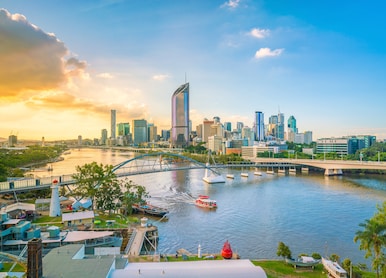 brisbane city skyline and brisbane river at twilight in australia