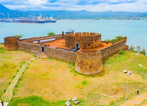 Puerto Plata City Tour and Monkeyland San Felipe Fortress