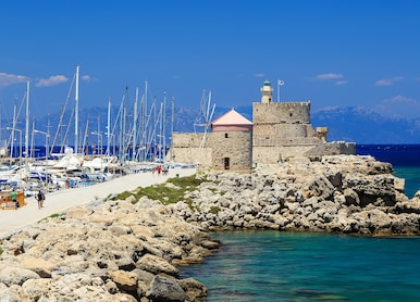 rhodes madraki harbor boats