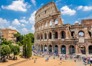 colosseum clear blue sky rome italy