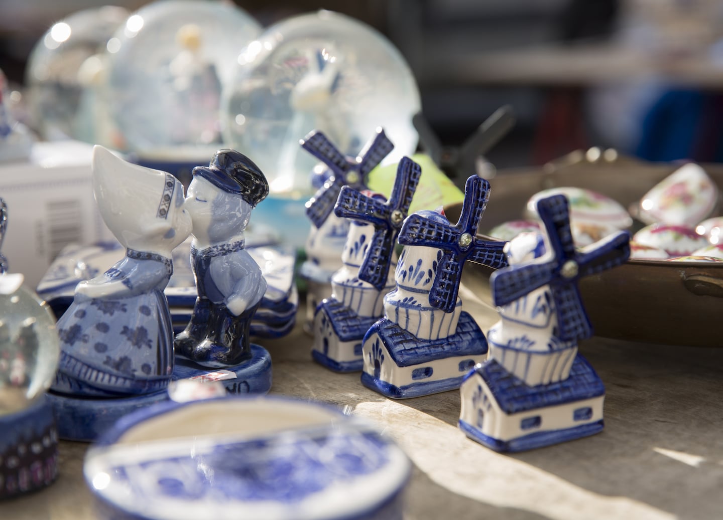Rotterdam showcases Delft Blue treasures, from traditional hand-painted pieces to modern designs. - Rotterdam, Netherlands