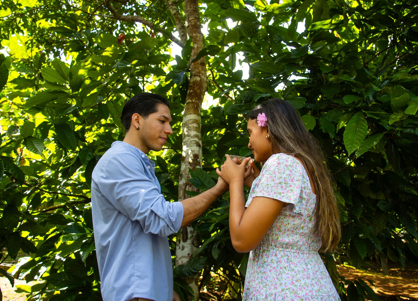 A couple enjoys fresh Dominican coffee together during a relaxed farm‑to‑table tasting experience. - Samaná, Dominican Republic