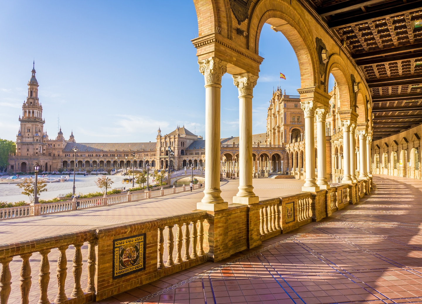 Explore Seville’s heart on foot, from Plaza de España’s grandeur to Santa Cruz’s timeless charm.