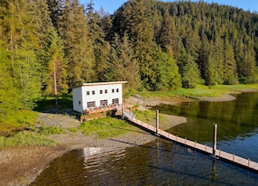 Wildlife Expedition Cruise Homestead Adventure and Treats Homestead