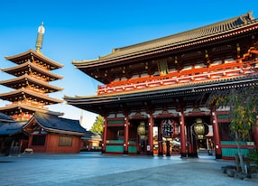 sensouji temple tokyo japan