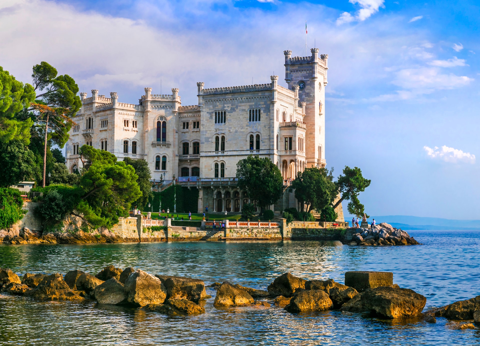 trieste s miramare castle