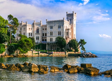 trieste s miramare castle