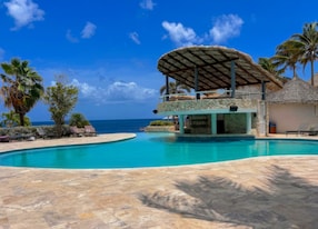 Playa Beach Club Escape Scenic Countryside Drive Pool