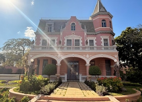 Enchanting Merida Artistry and El Pinar Manor Experience El Pinar Mansion