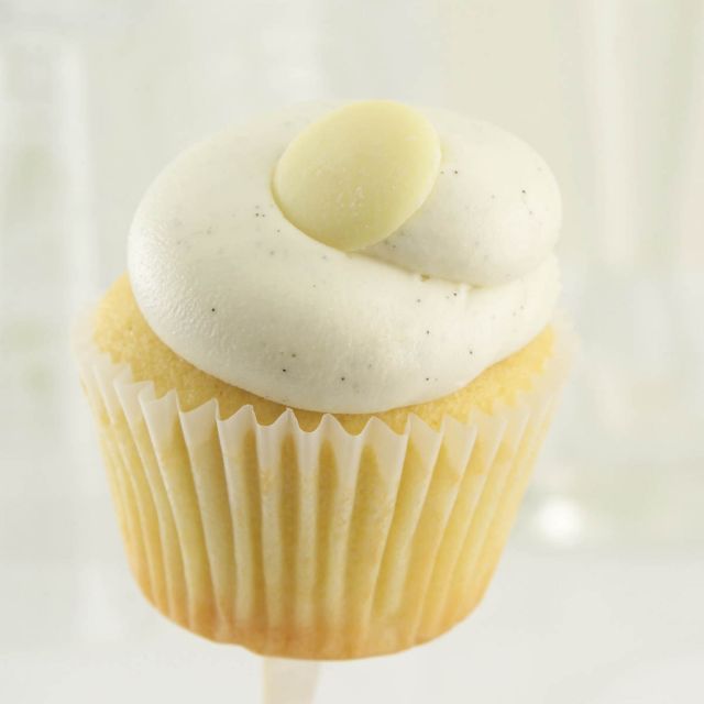 Royal Caribbean Vanilla cupcake